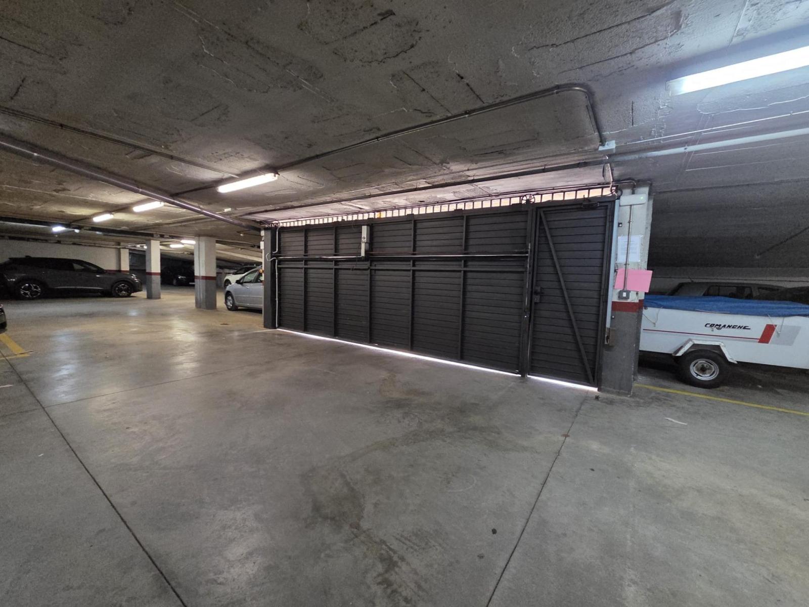 Garage for Rent in Martorell