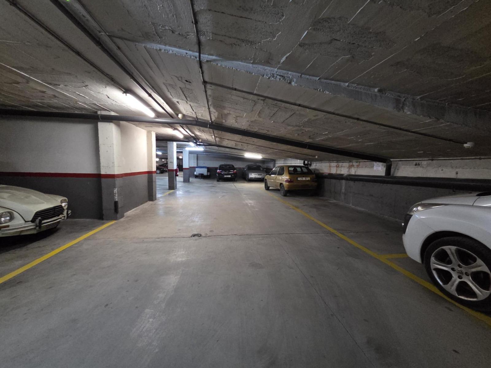 Garage for Rent in Martorell