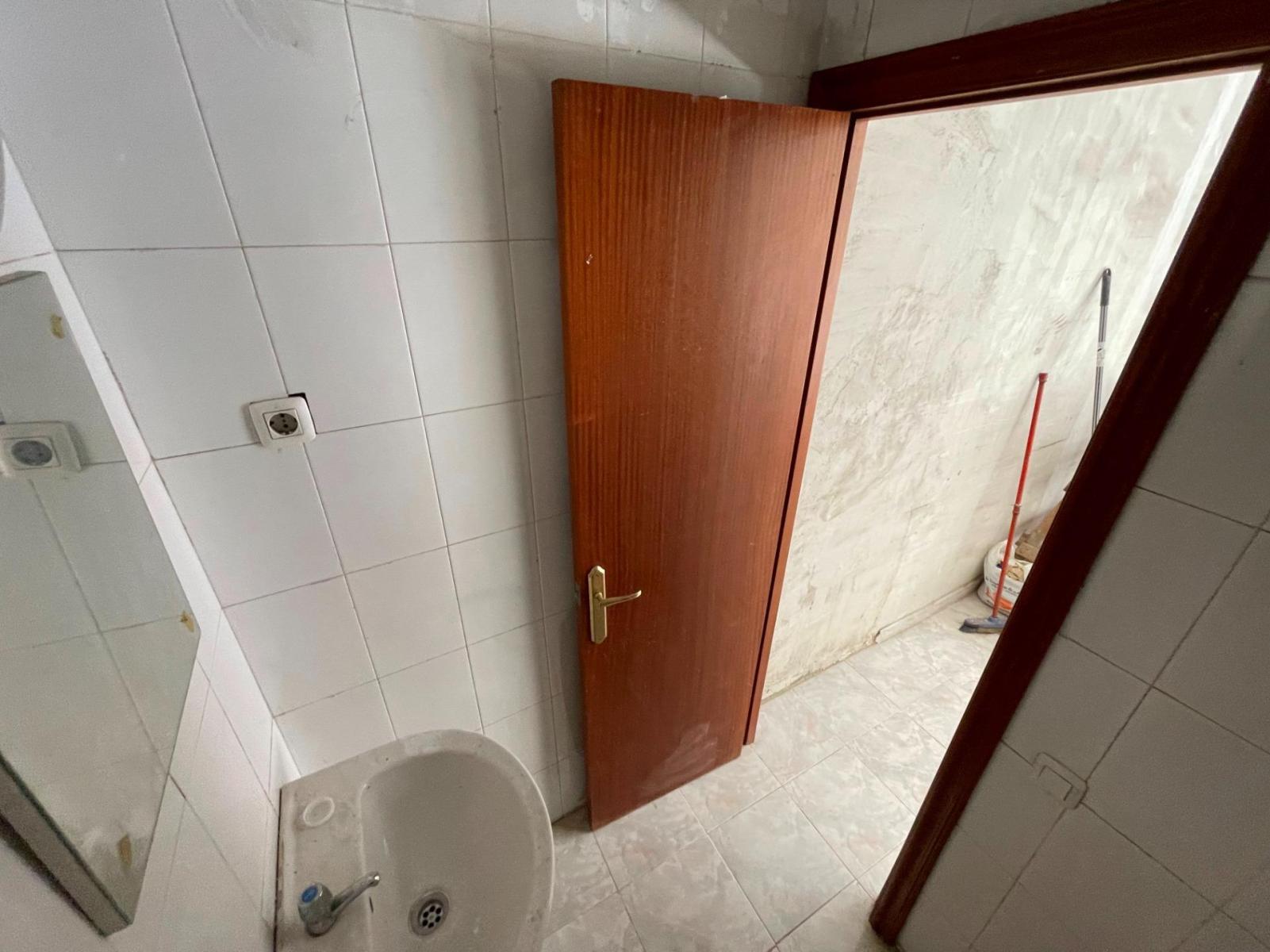 Premise for Sale in Olesa de Montserrat