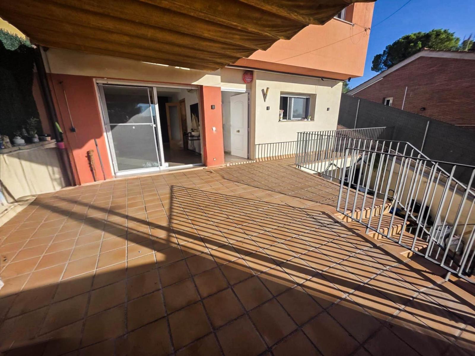 Casa en Venta en Abrera