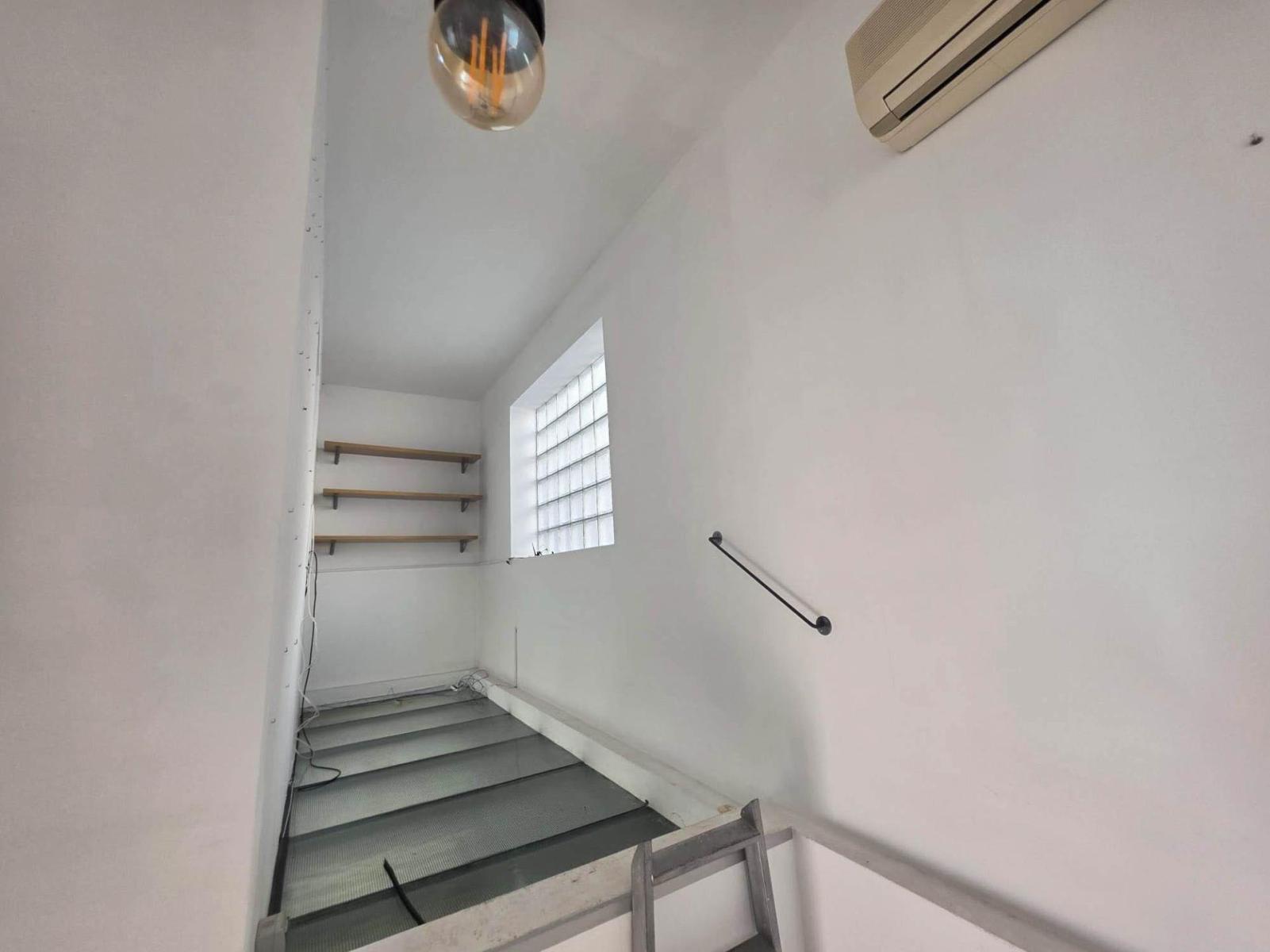 Casa en Venta en Abrera