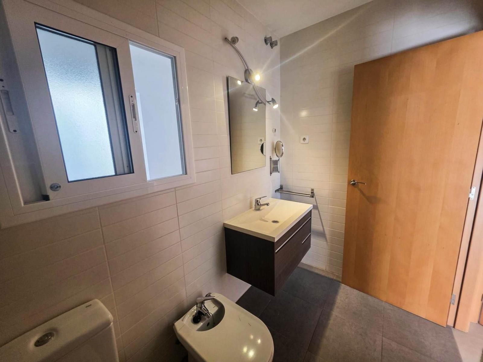 Casa en Venta en Abrera