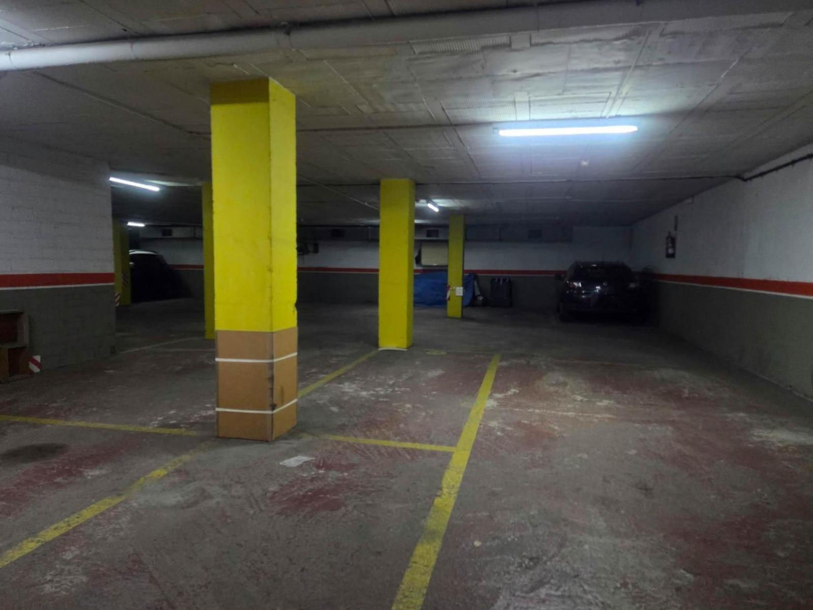 Garage for Sale in Martorell