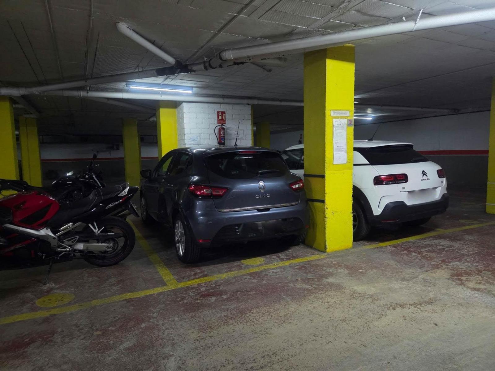 Garage for Sale in Martorell