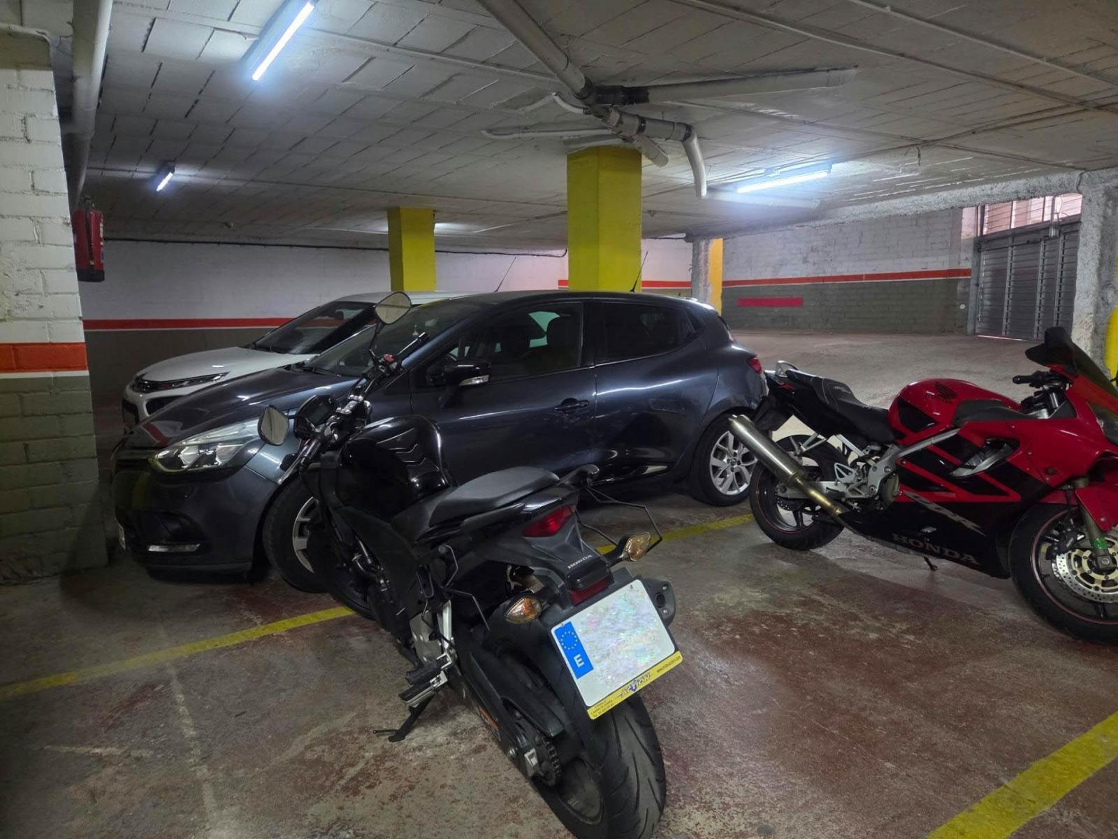 Garage for Sale in Martorell