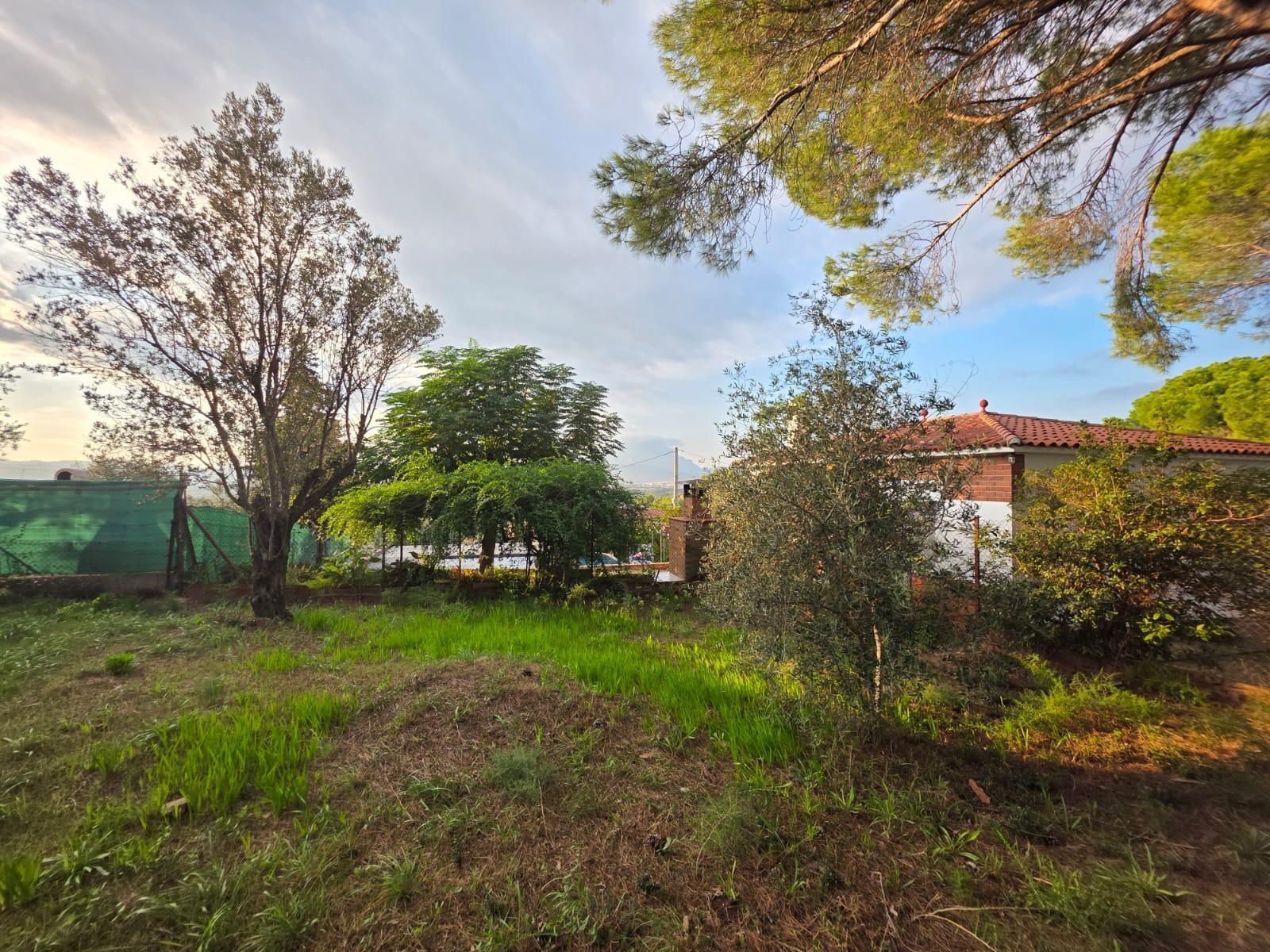 Parcela en Venta en Abrera