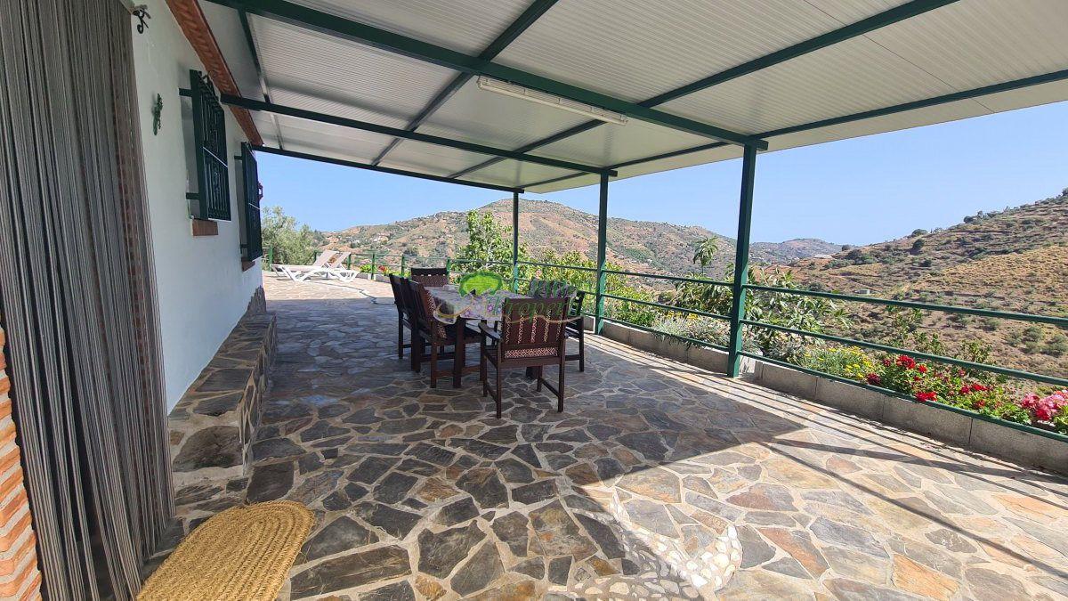 House for Sale in Cómpeta