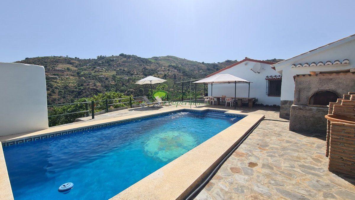 House for Sale in Cómpeta