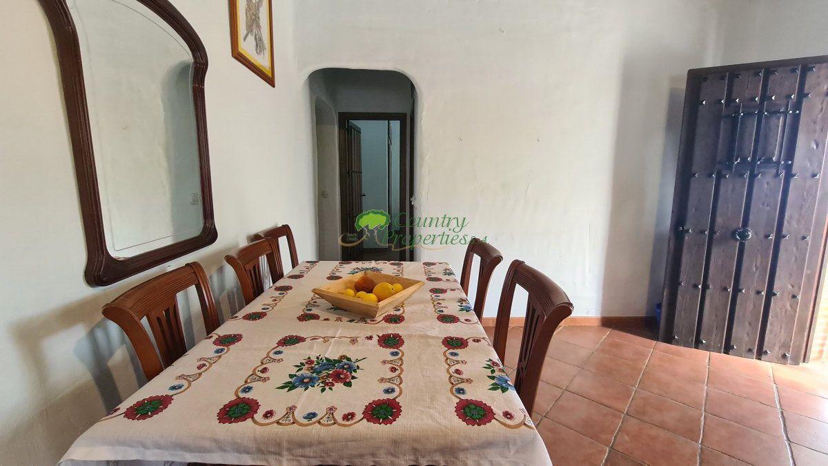 House for Sale in Cómpeta