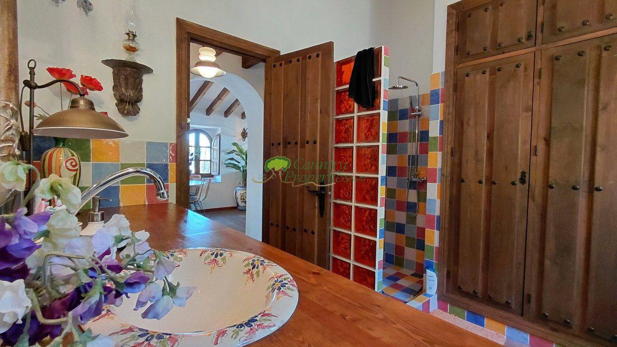 Casa en Venta en Cómpeta