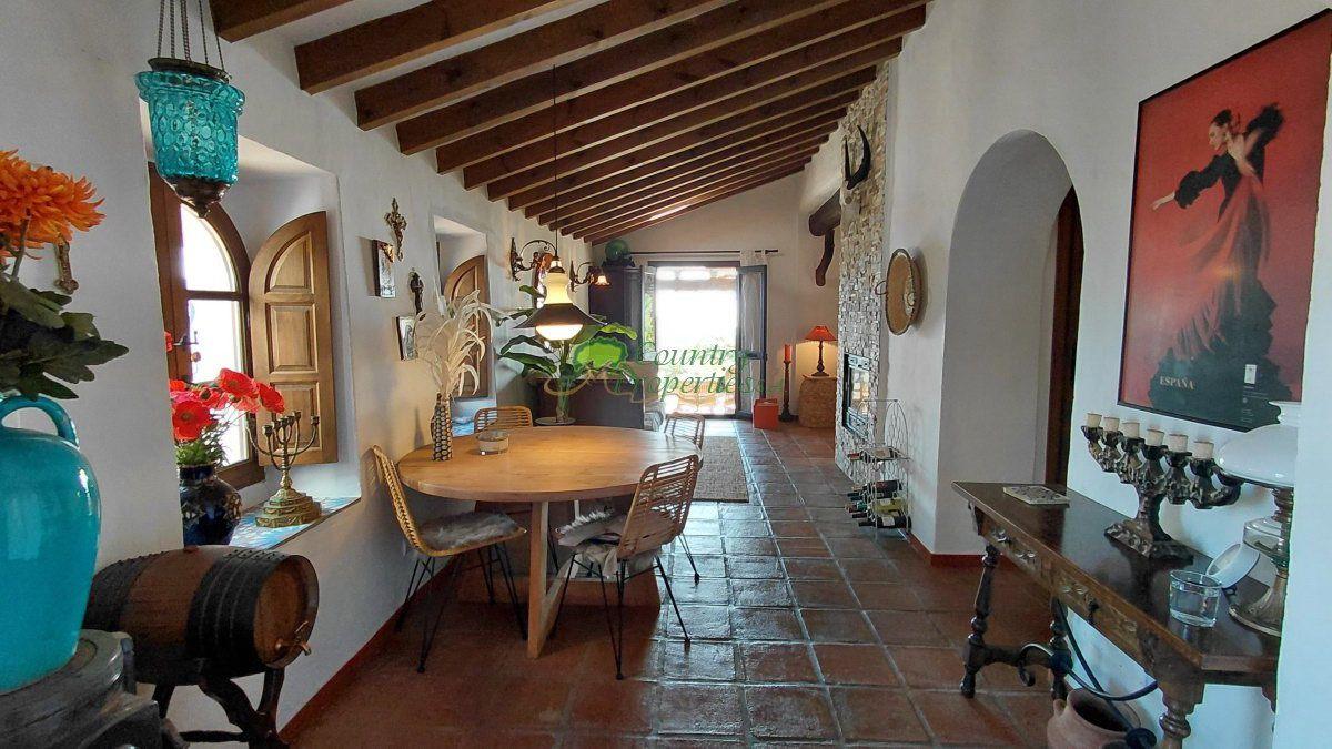 Casa en Venta en Cómpeta