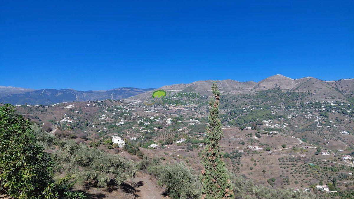Casa en Venta en Cómpeta