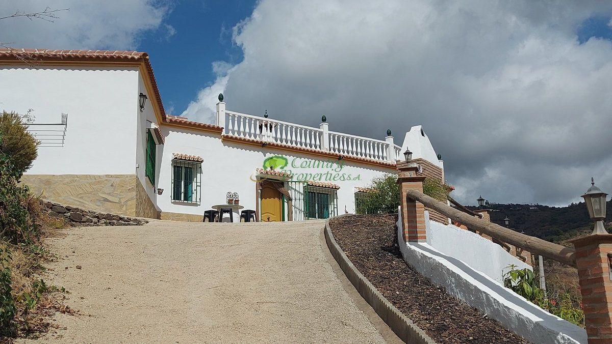 House for Sale in Vélez-Málaga