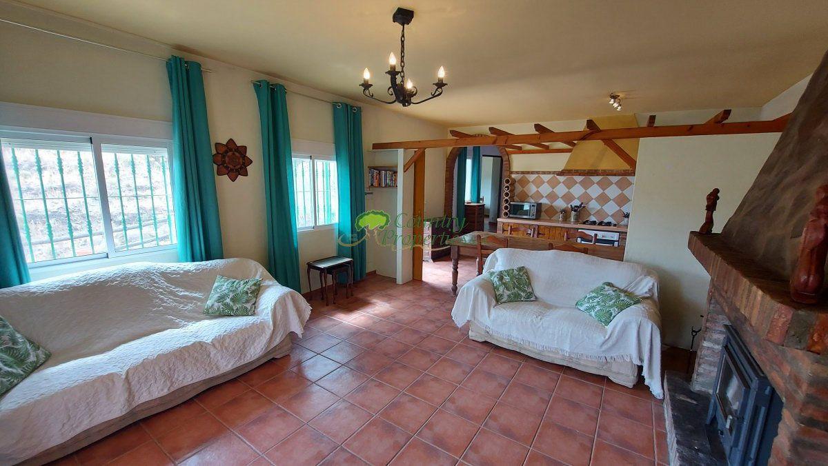 House for Sale in Vélez-Málaga