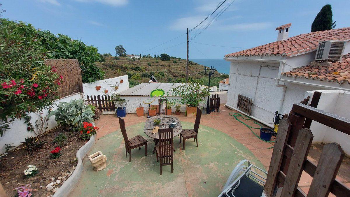 Chalet for Sale in Torrox