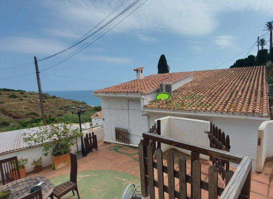 Chalet for Sale in Torrox