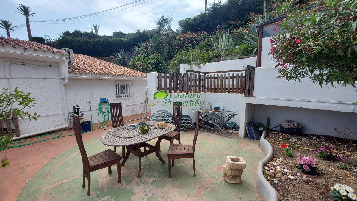 Chalet for Sale in Torrox