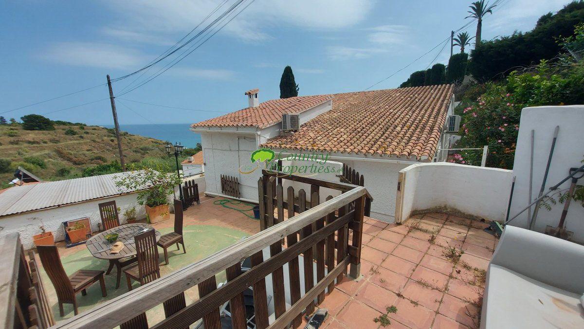 Chalet for Sale in Torrox