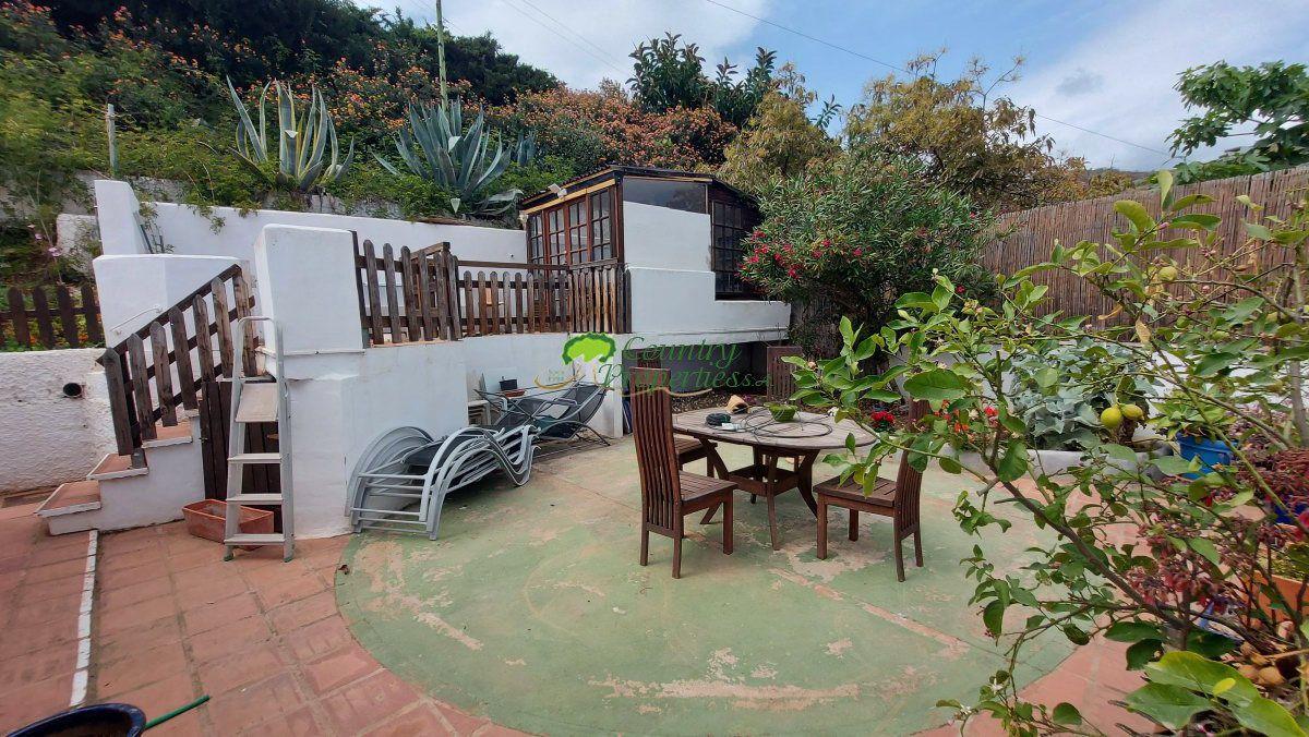 Chalet for Sale in Torrox