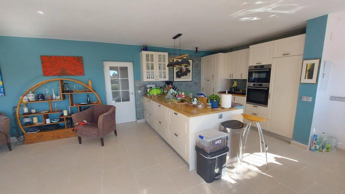 Chalet for Sale in Torrox