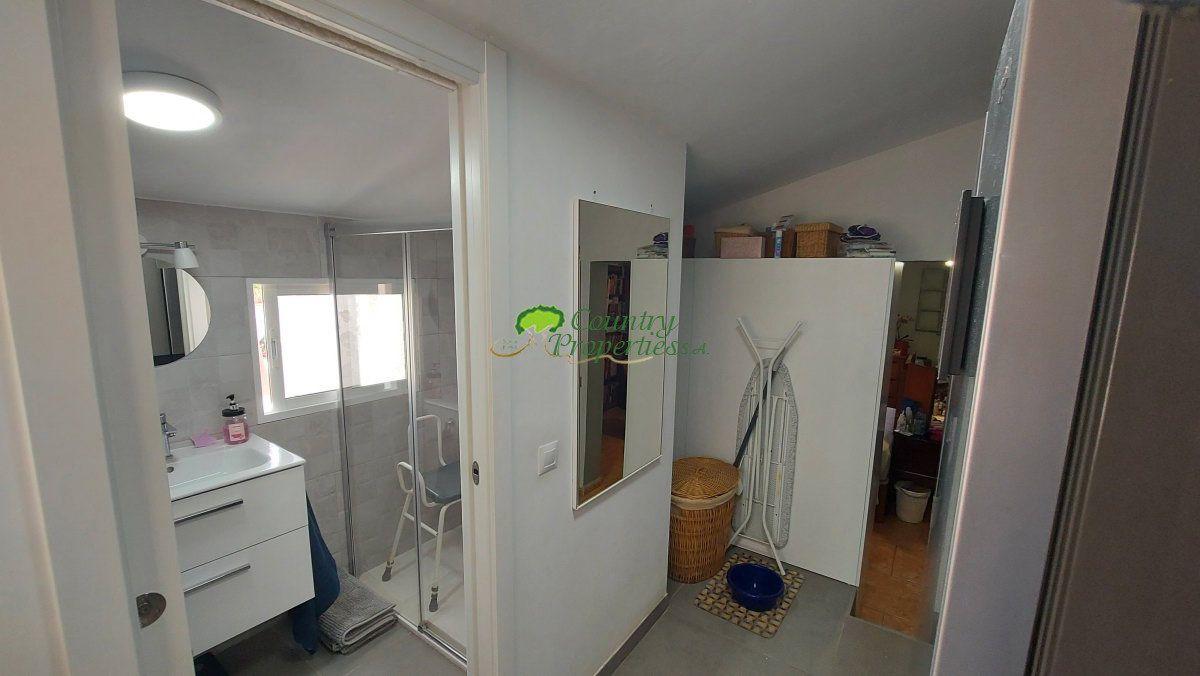Chalet for Sale in Torrox