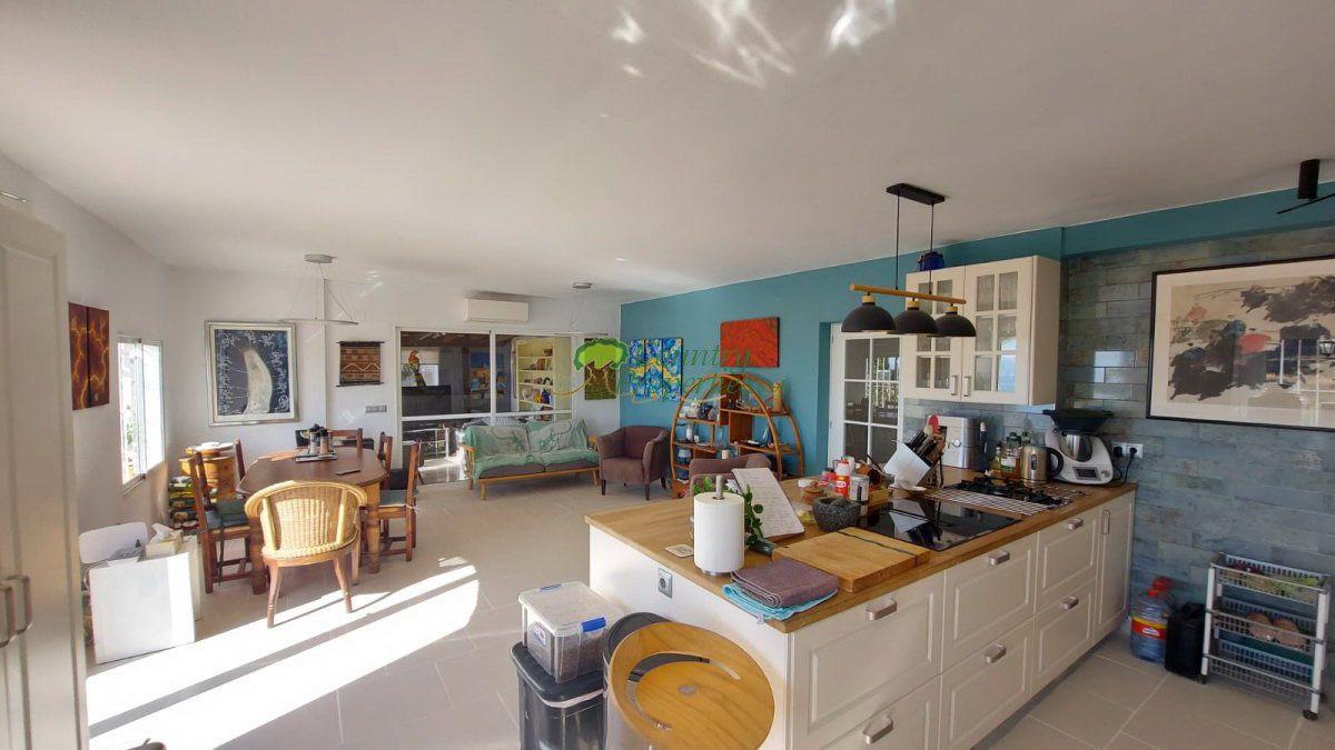 Chalet for Sale in Torrox