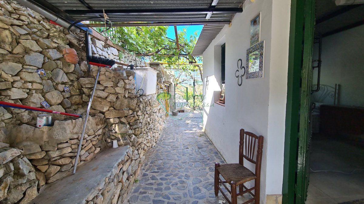 Casa en Venta en Cómpeta