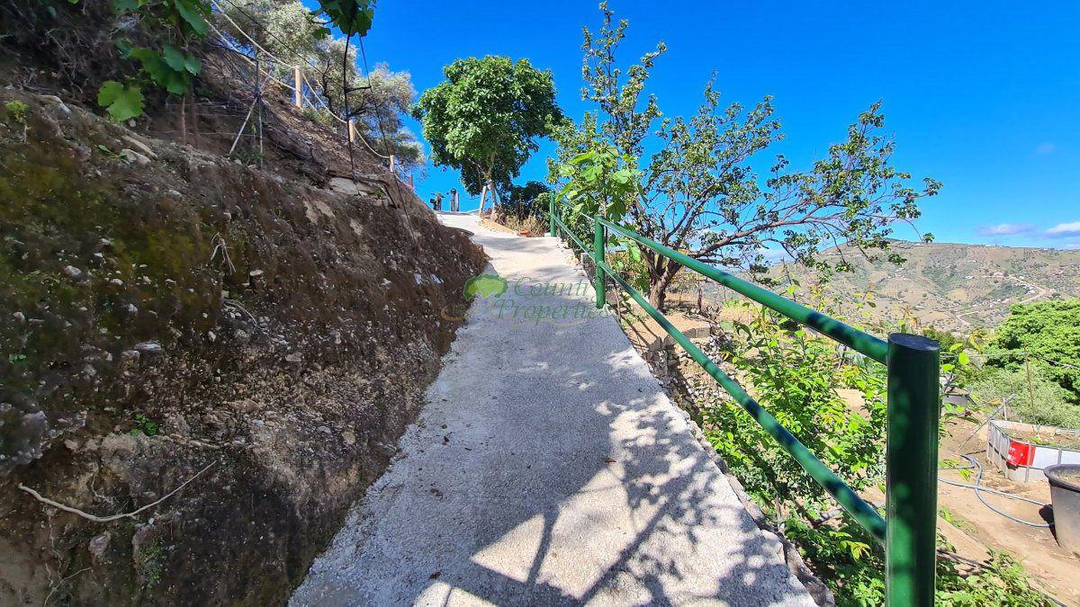Casa en Venta en Cómpeta