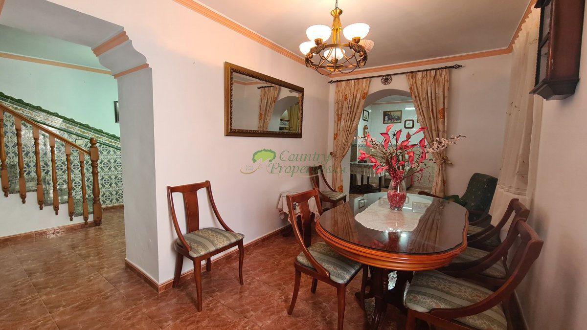 House for Sale in Árchez