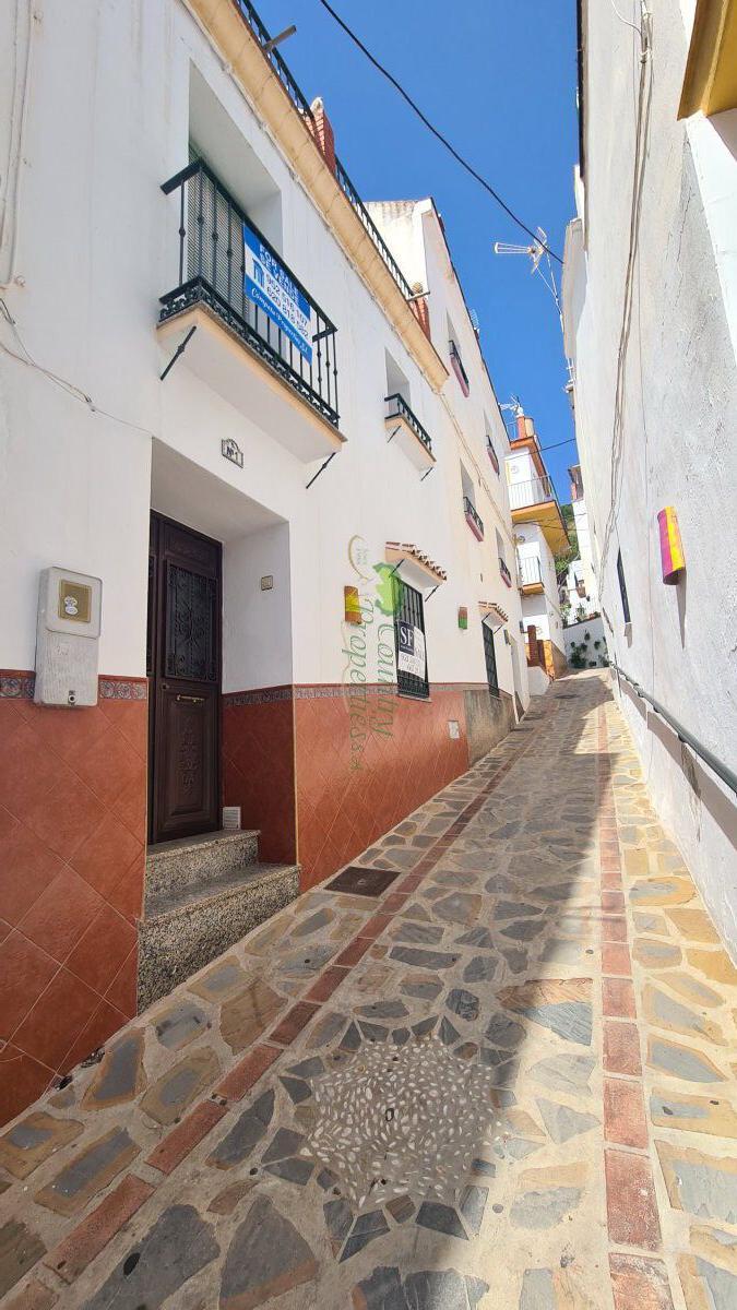 House for Sale in Árchez