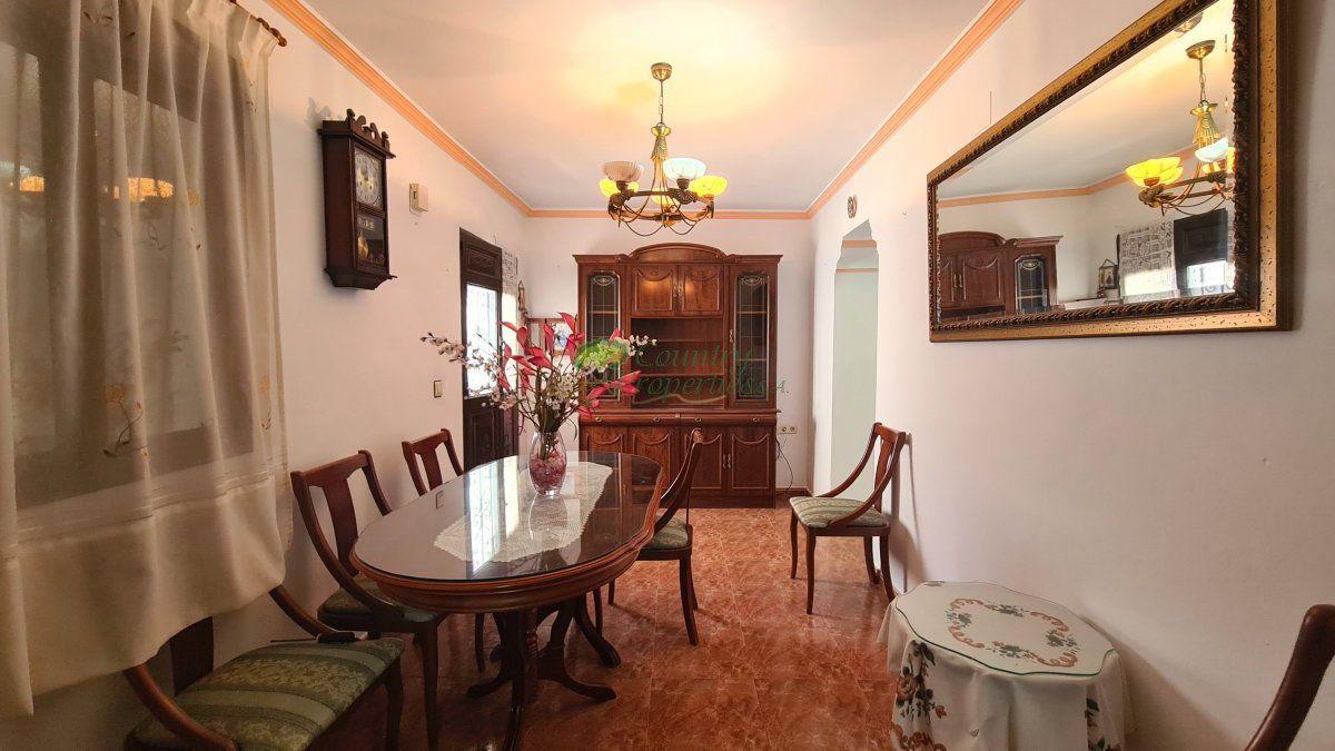House for Sale in Árchez