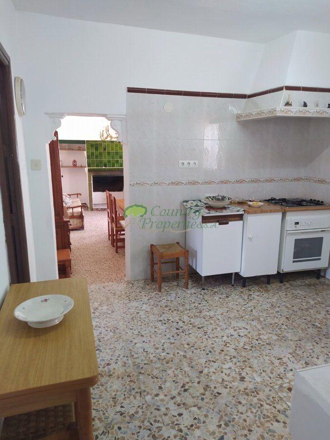 House for Sale in Sedella