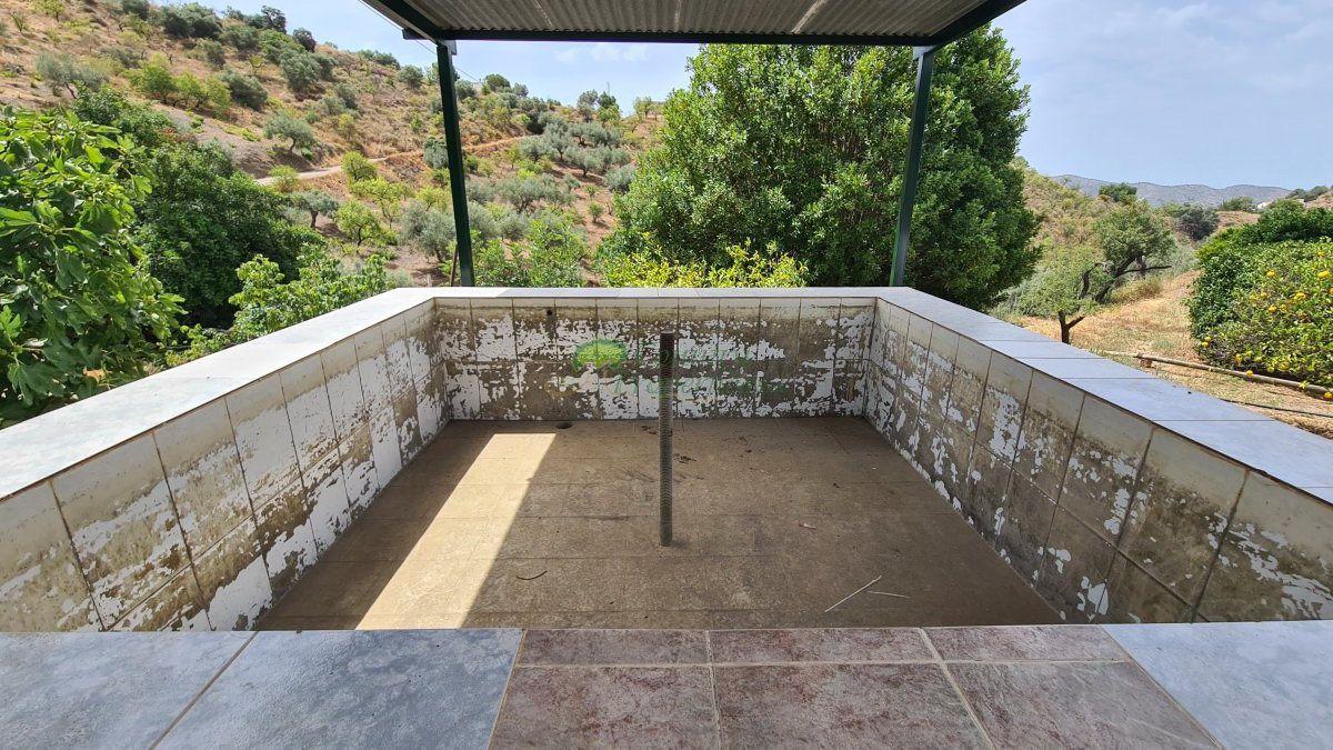 House for Sale in Sedella