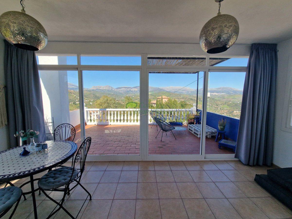 Casa en Venta en Comares