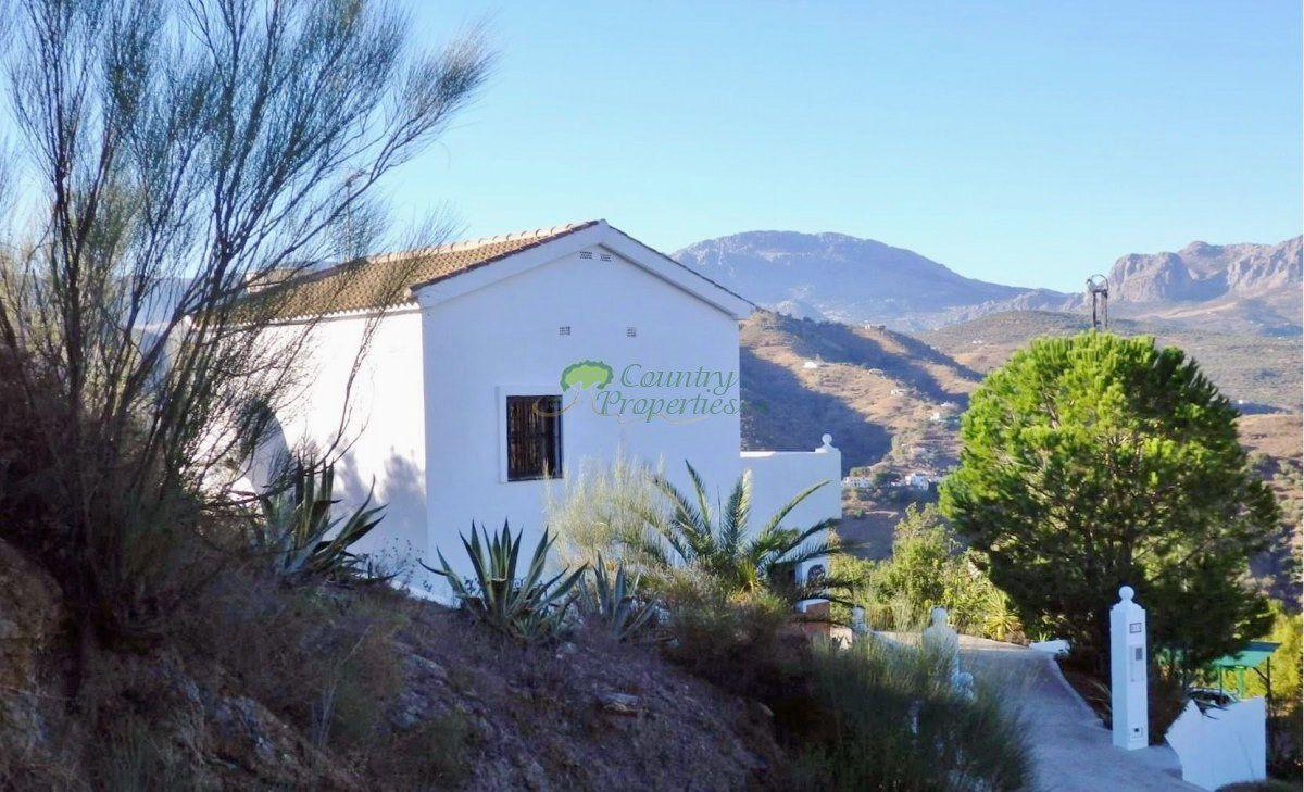 Casa en Venta en Comares