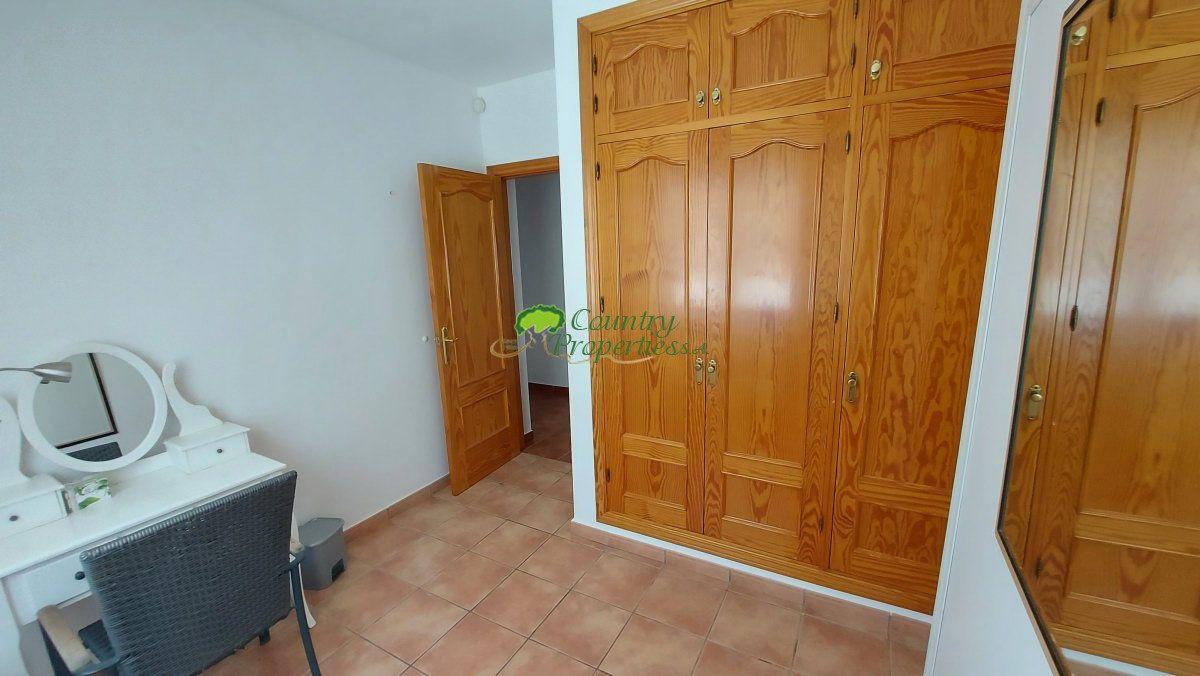 House for Sale in Arenas