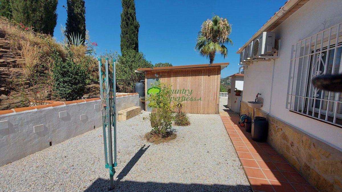 House for Sale in Arenas