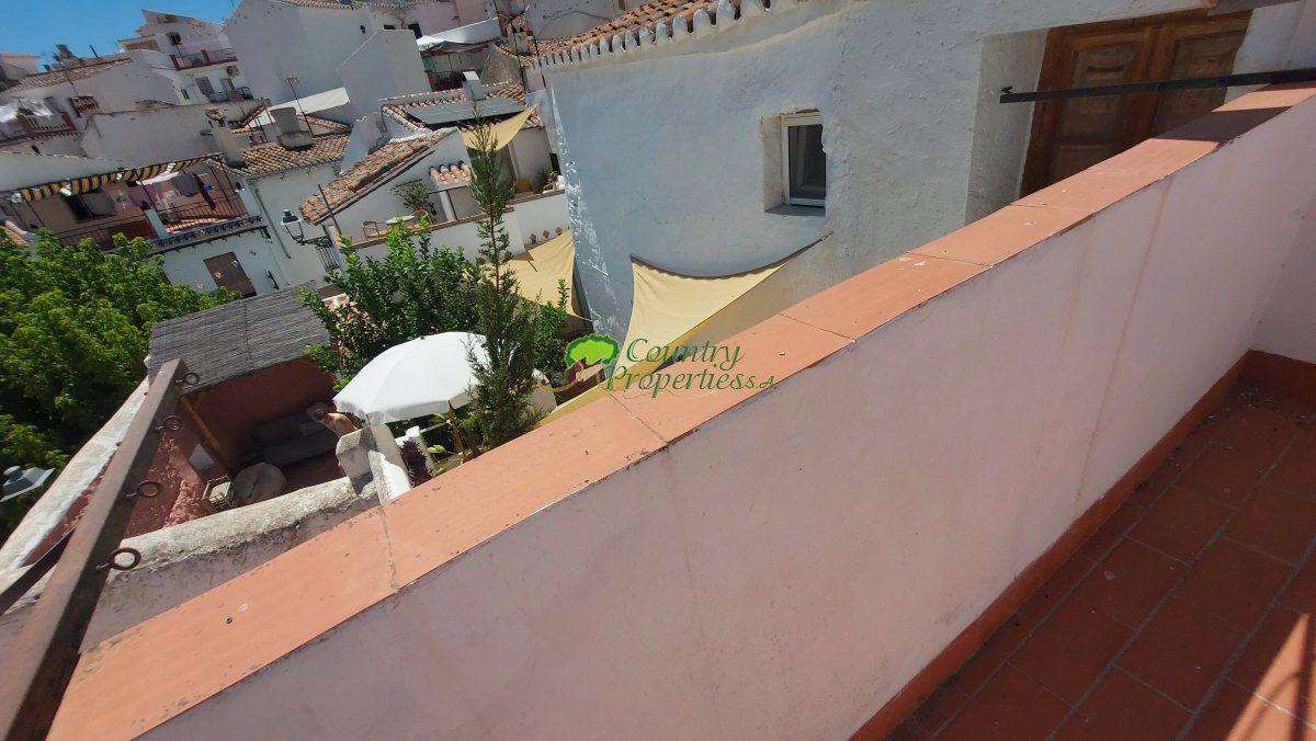 House for Sale in Sedella