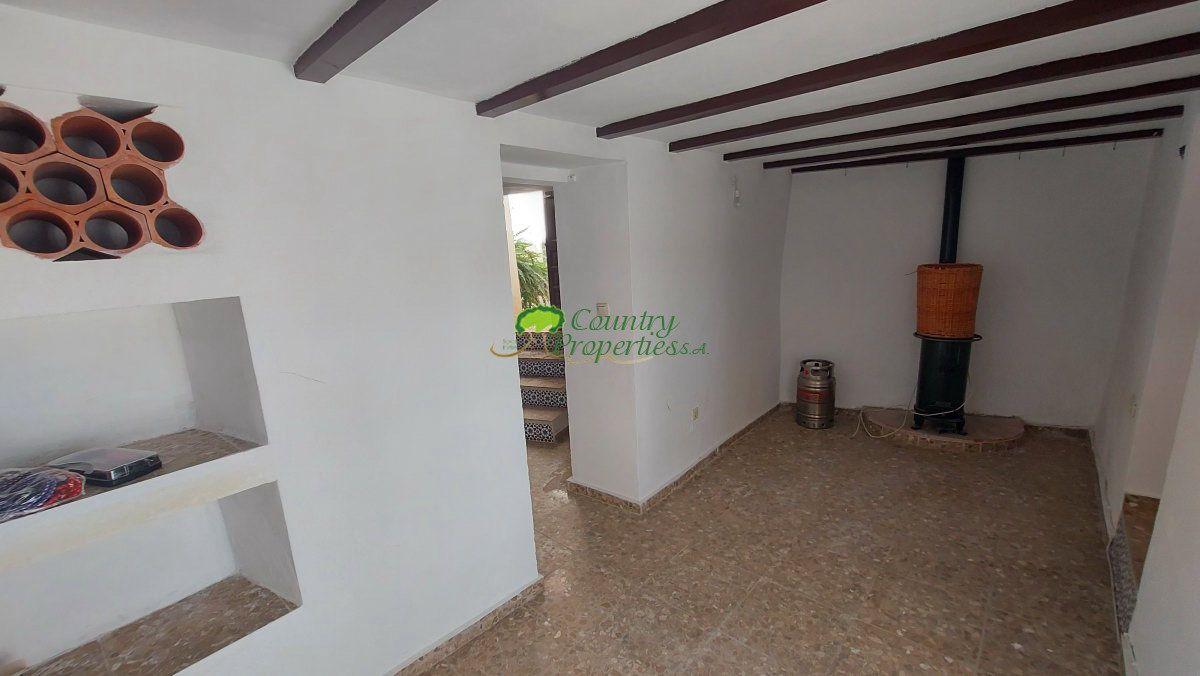 House for Sale in Sedella