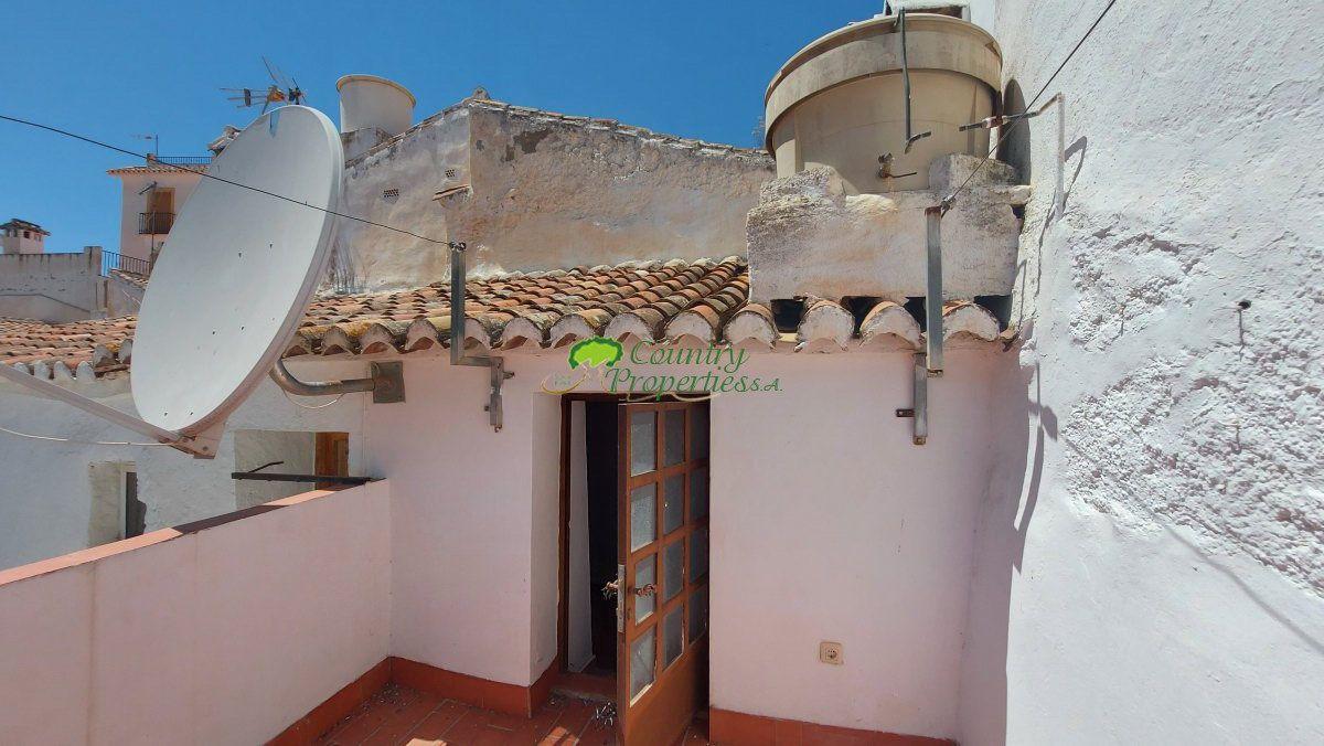 House for Sale in Sedella