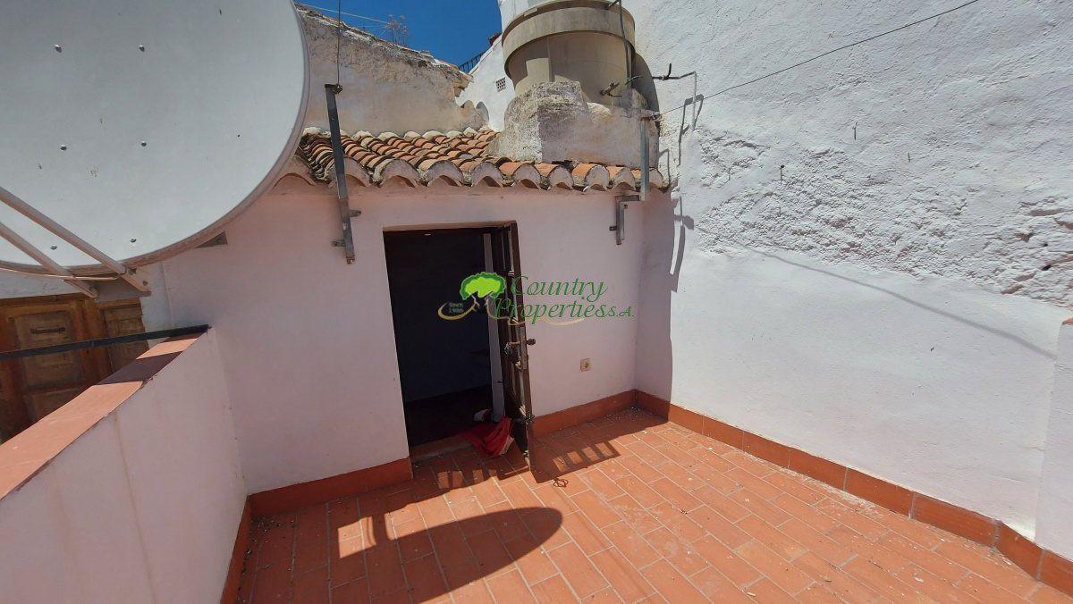 House for Sale in Sedella