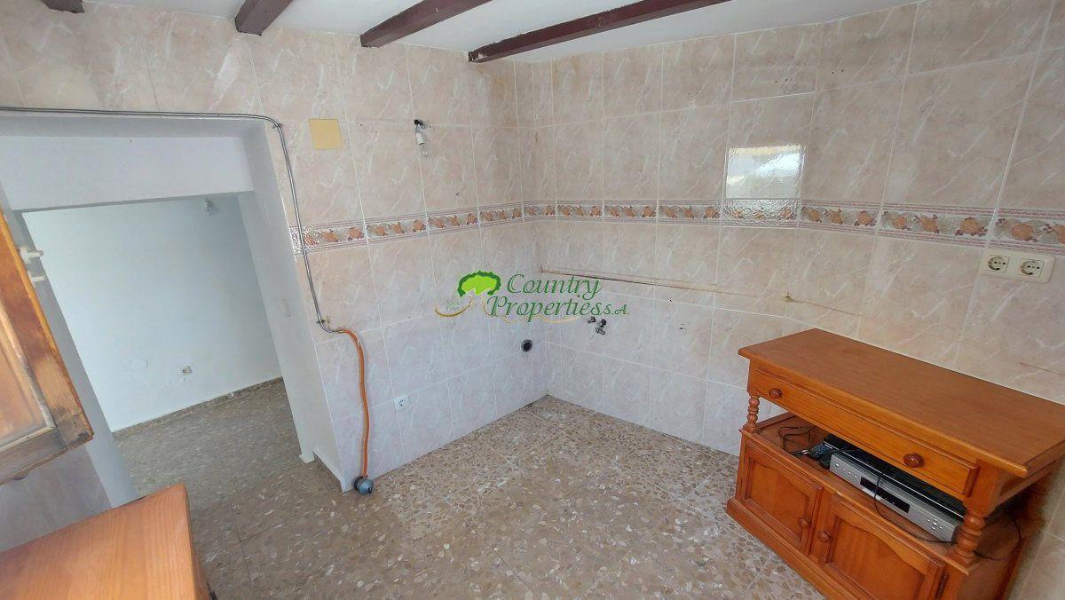 House for Sale in Sedella