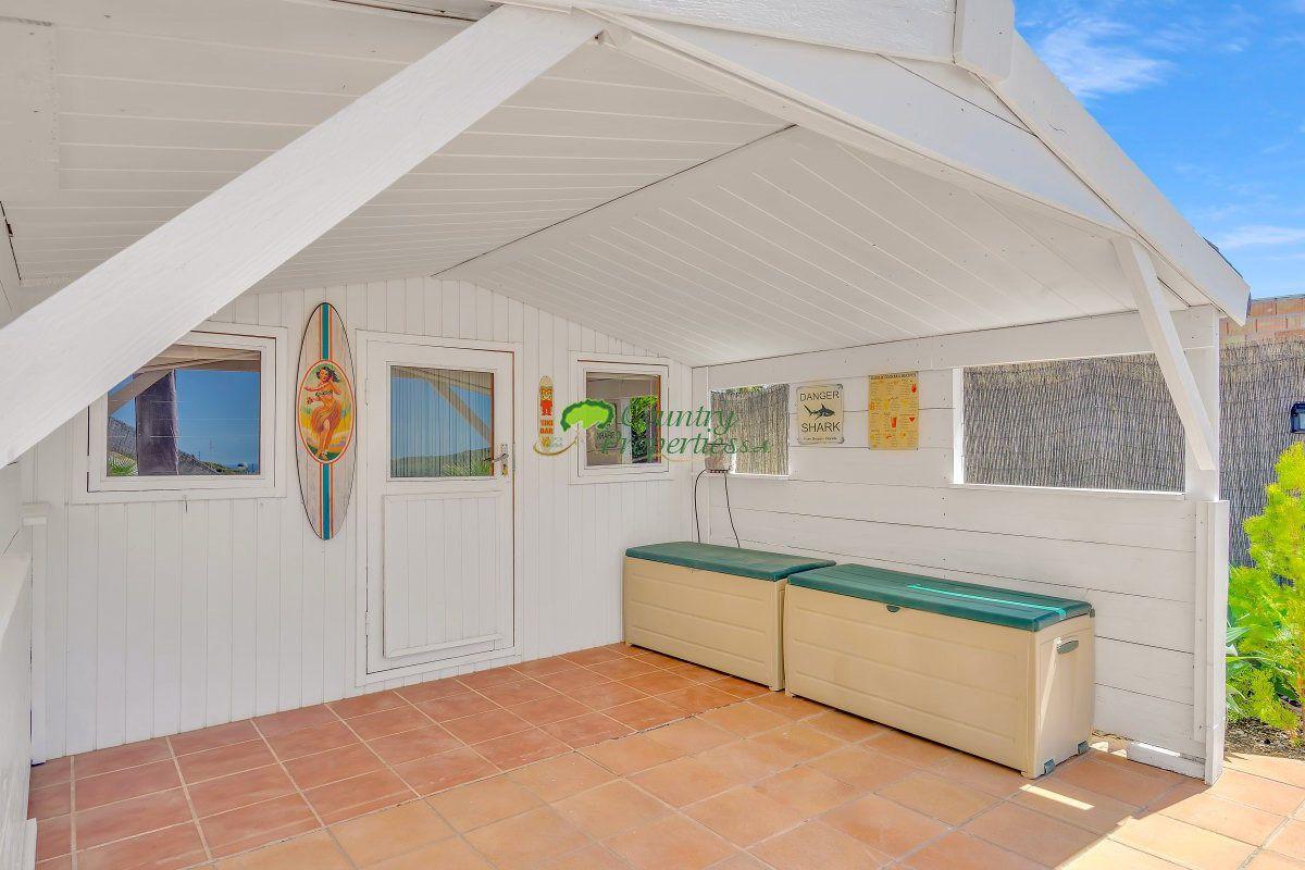 Villa for Sale in Vélez-Málaga