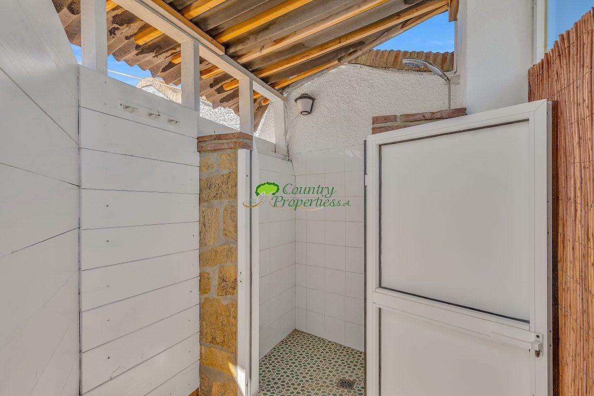 Villa for Sale in Vélez-Málaga