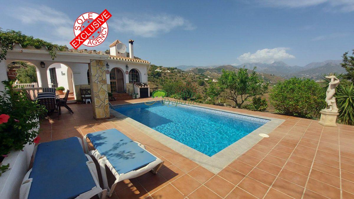 House for Sale in Torrox
