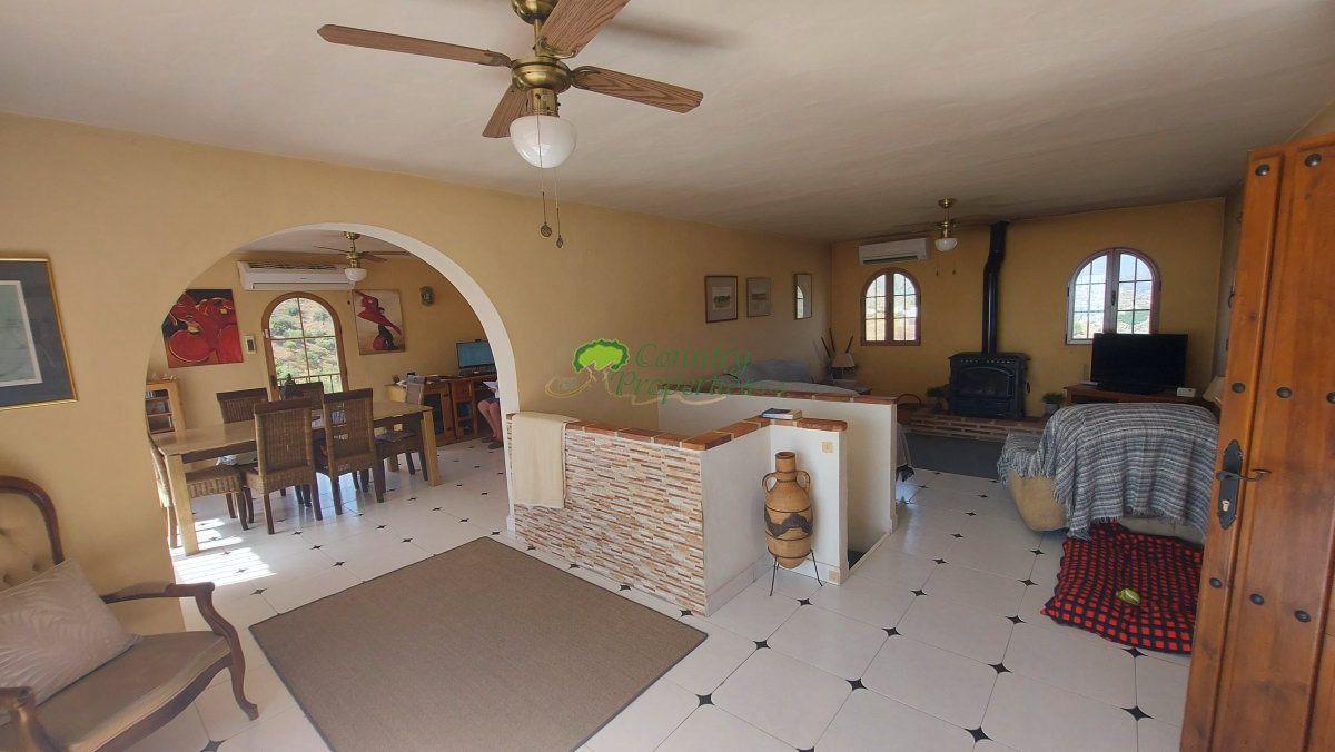 House for Sale in Torrox