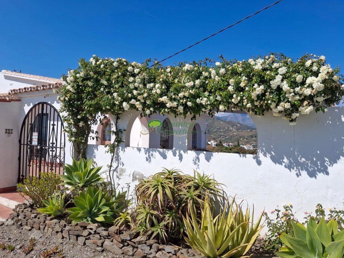 House for Sale in Torrox