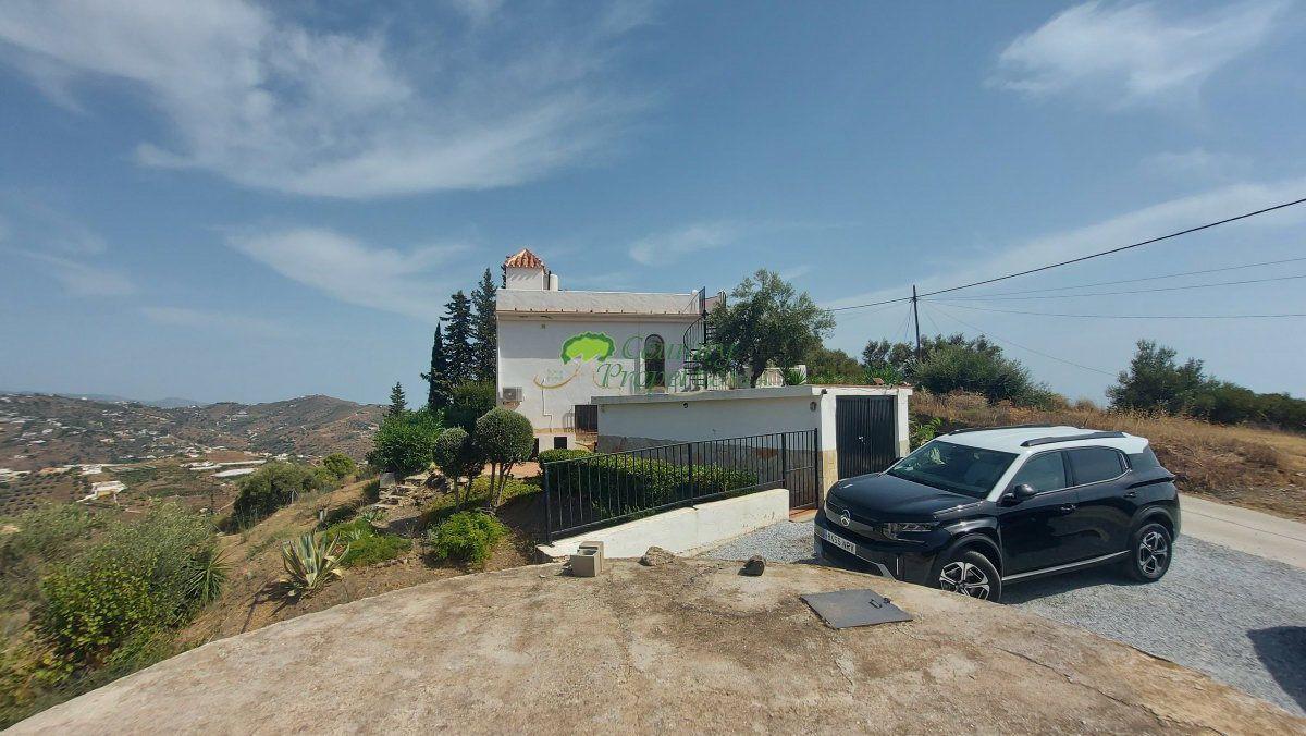 House for Sale in Torrox