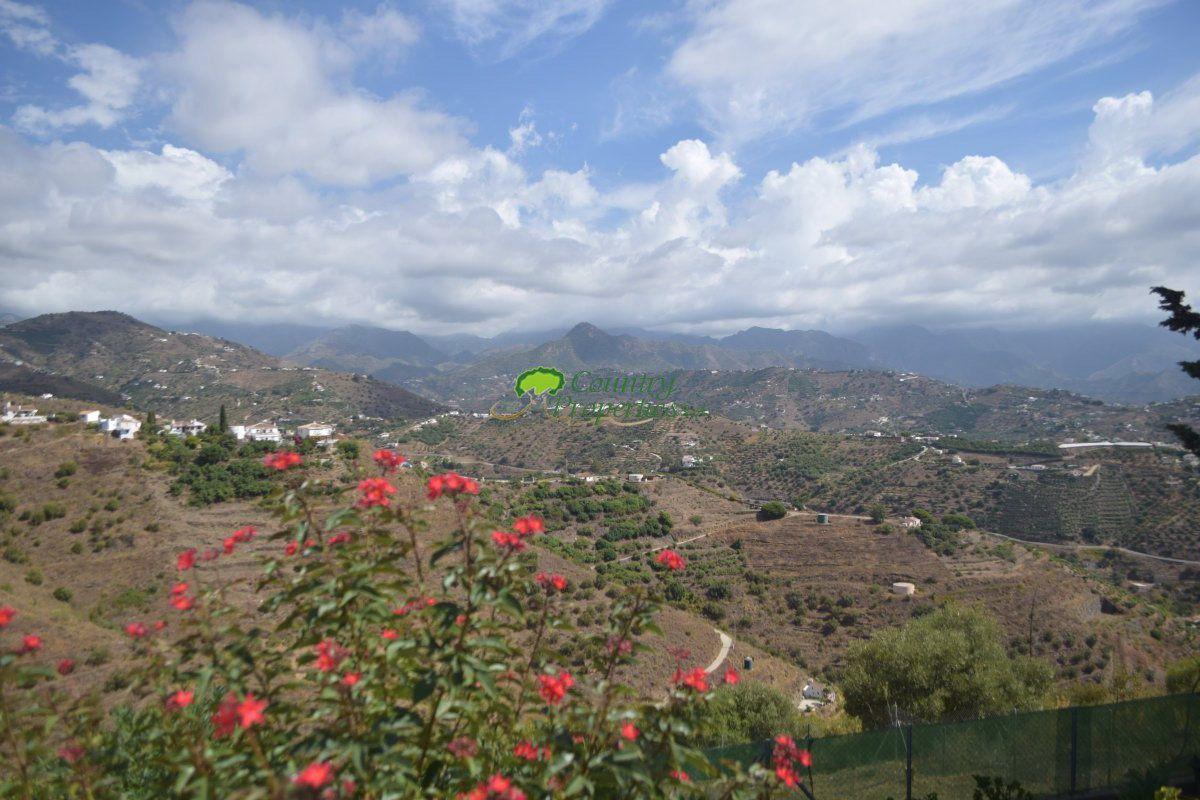 House for Sale in Torrox