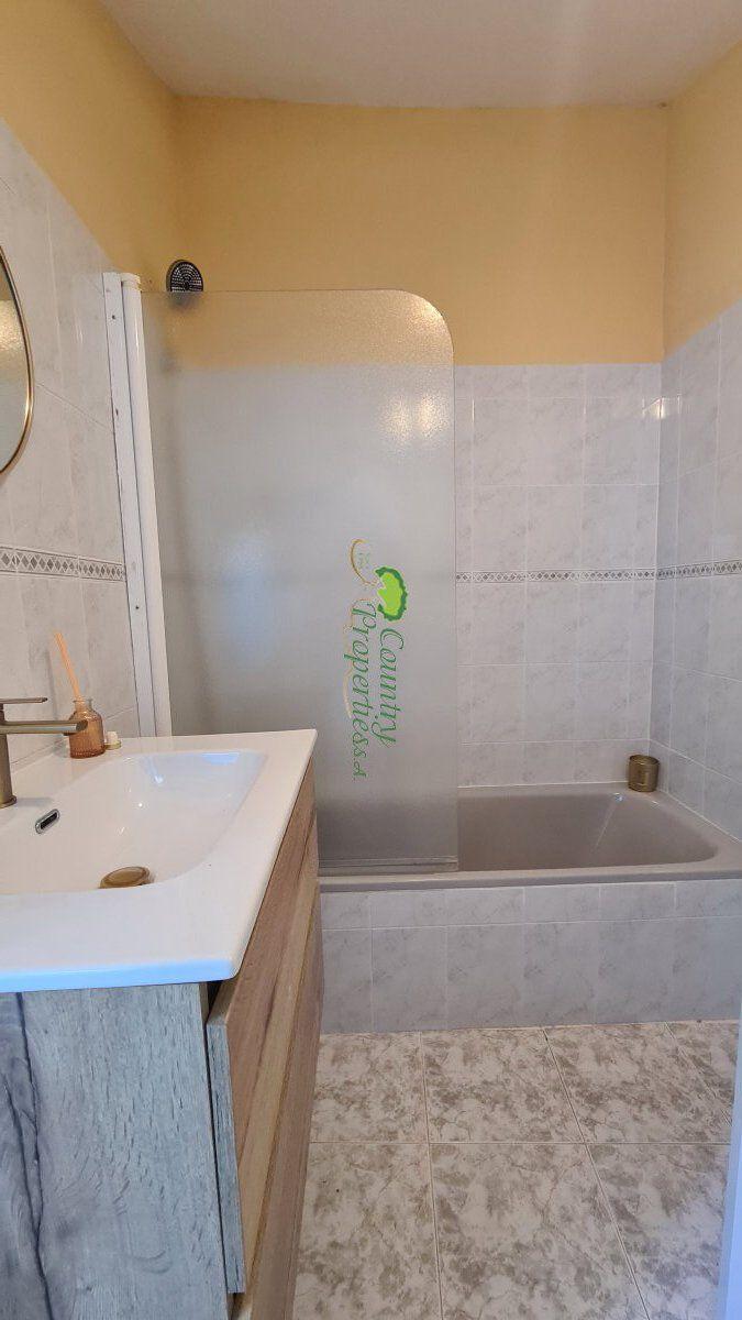 House for Sale in Canillas de Albaida